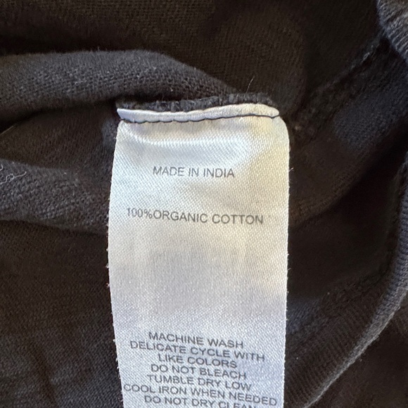 Quince | Black Short-Sleeve Crewneck Tee | 💯 Organic Cotton | size XS - Picture 3 of 4